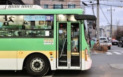 경주시 청소년 무상버스, “새 학기 운행 미루더니 바뀐게 뭐냐”